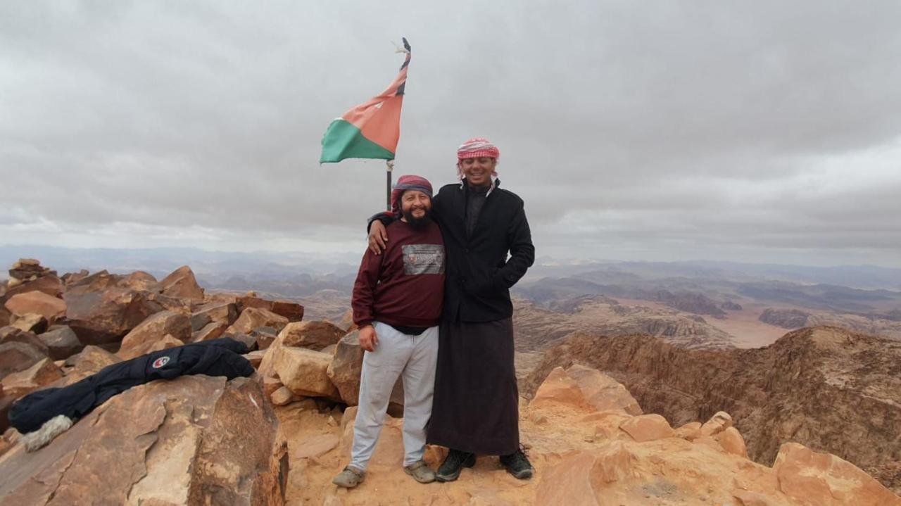 Caravan Station Camp Hotel Wadi Rum Exterior photo